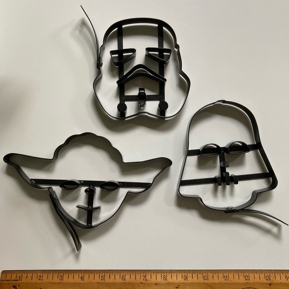 Williams Sonoma Three Star Wars Pancake Molds Yoda Darth Vader and Stormtrooper - Picture 4 of 6